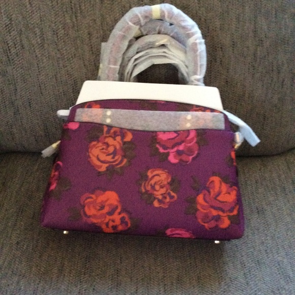 Firm Authentic Coach Jumbo Flower Handbag & Wallet Set - Picture 9 of 9